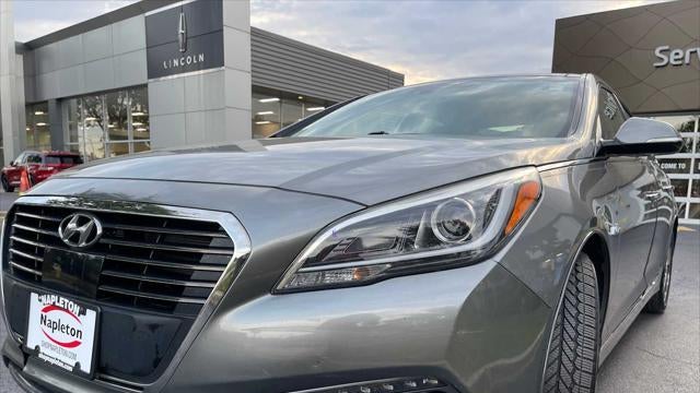 2017 Hyundai SONATA Hybrid Limited