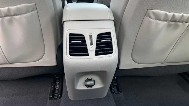 2017 Hyundai SONATA Hybrid Limited