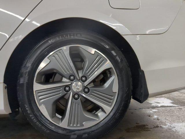 2019 Hyundai Sonata - $18,800