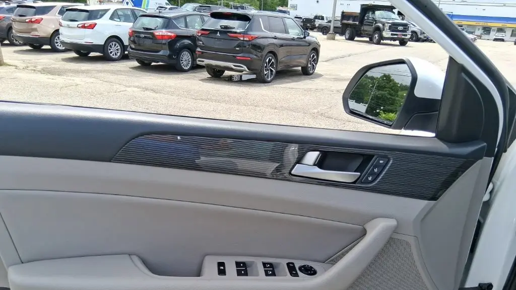 2019 Hyundai SONATA Plug-in Hybrid Limited