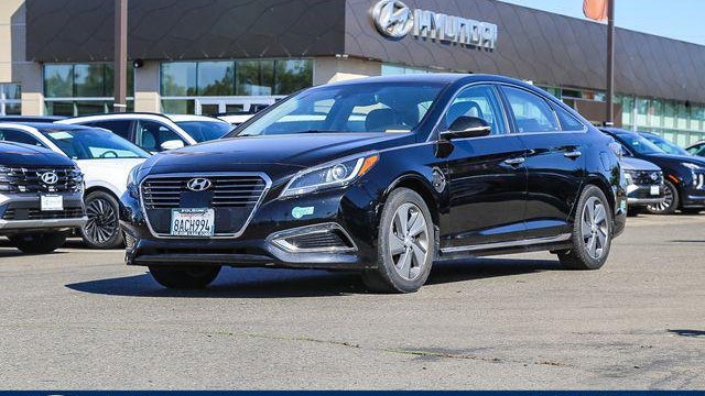 Preowned 2016 Hyundai SONATA Plug-in Hybrid Limited for Sale