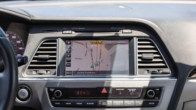 2017 Hyundai SONATA Plug-in Hybrid Limited