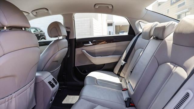 2017 Hyundai SONATA Plug-in Hybrid Limited