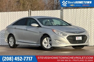 2013 Hyundai SONATA Hybrid with Silver Frost Metallic Exterior