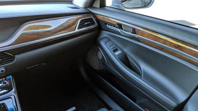 2017 Genesis G90 3.3T Premium