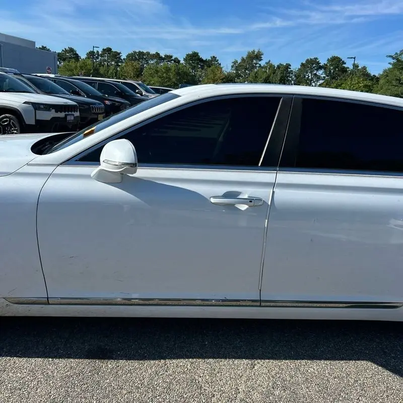 2017 Genesis G90 - $17,995