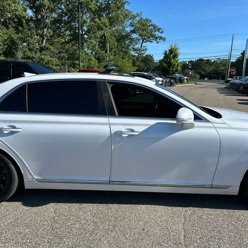2017 Genesis G90 - $17,995