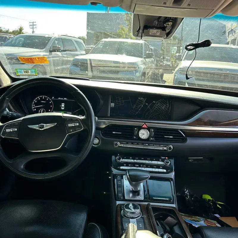 2017 Genesis G90 - $17,995
