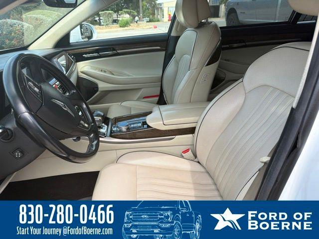 2017 Genesis G90 - $21,222