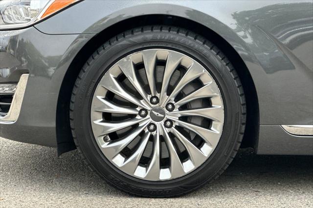 2018 Genesis G90 - $26,990