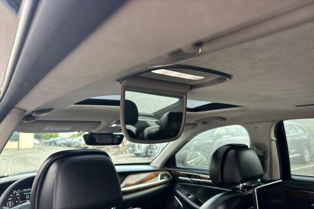 2018 Genesis G90 - $26,990