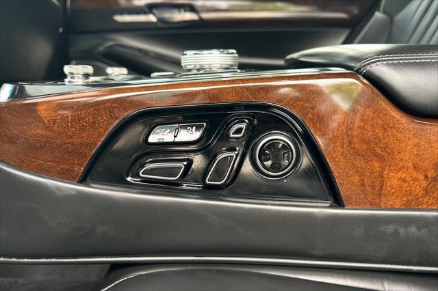 2018 Genesis G90 - $26,990