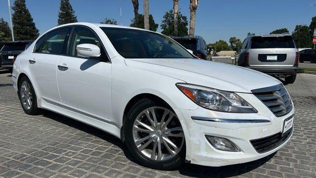 Preowned 2014 Hyundai Genesis 3.8L for Sale
