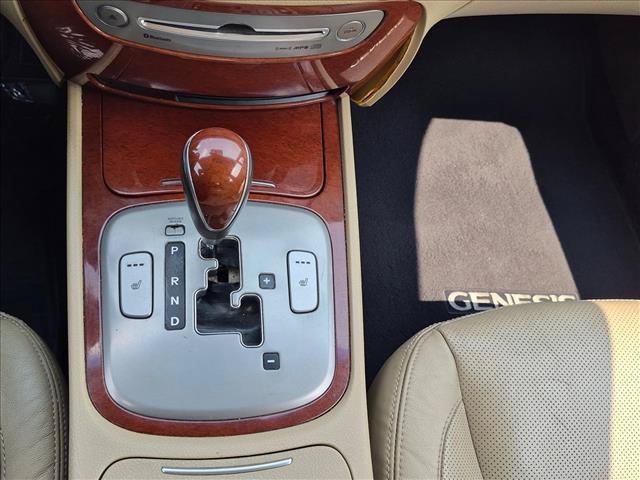 2013 Hyundai Genesis - $6,400