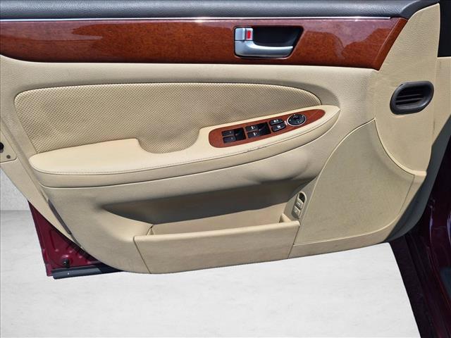 2013 Hyundai Genesis - $6,400