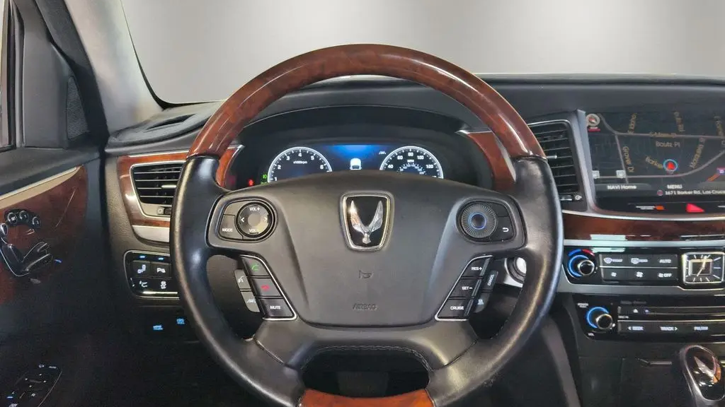 2015 Hyundai Equus Signature