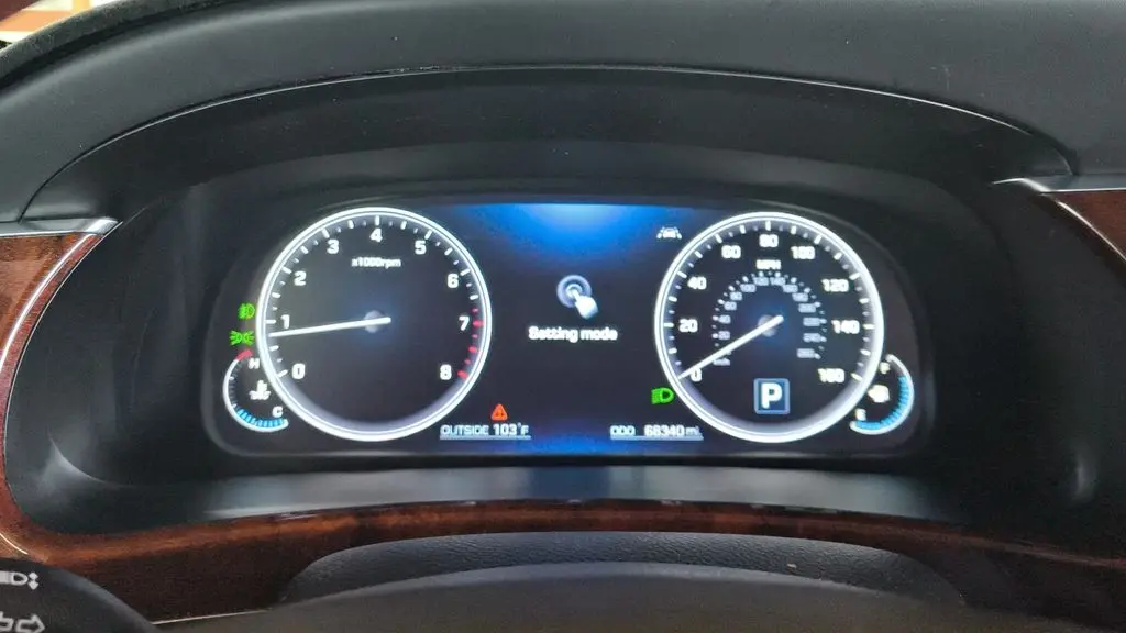 2015 Hyundai Equus Signature