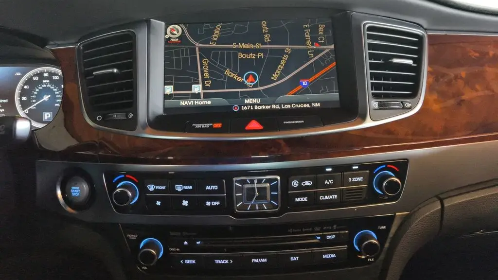 2015 Hyundai Equus Signature