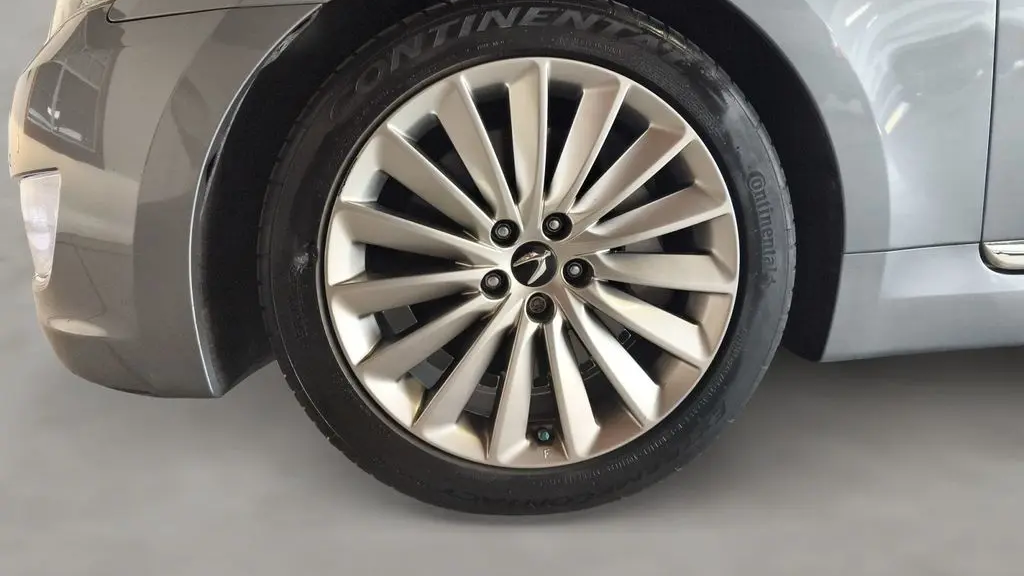 2015 Hyundai Equus Signature
