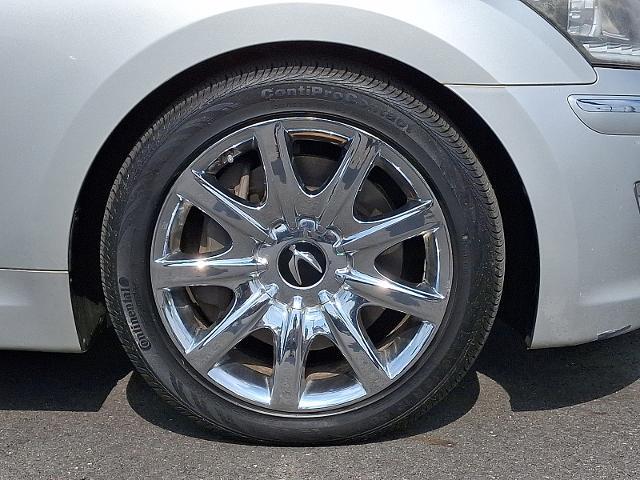 2013 Hyundai Equus - $7,695