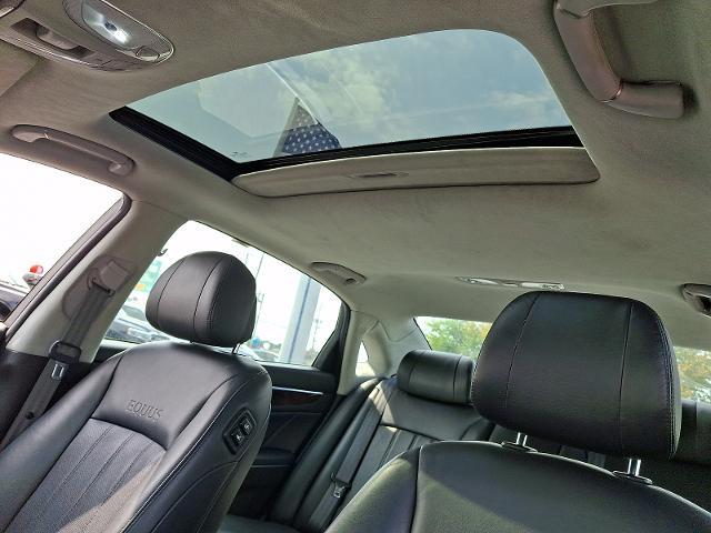 2013 Hyundai Equus - $7,695