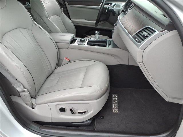 2018 Genesis G80 - $19,499