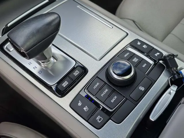 2018 Genesis G80 - $21,677