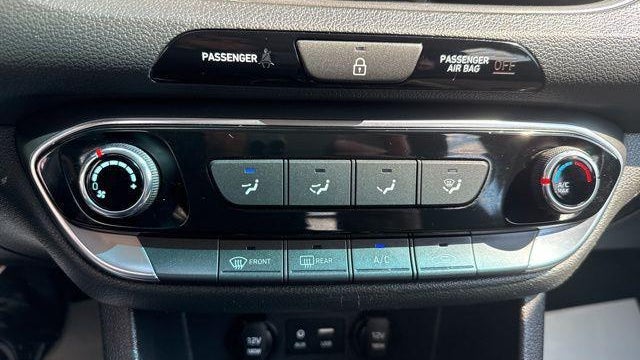 2018 Hyundai ELANTRA GT Base