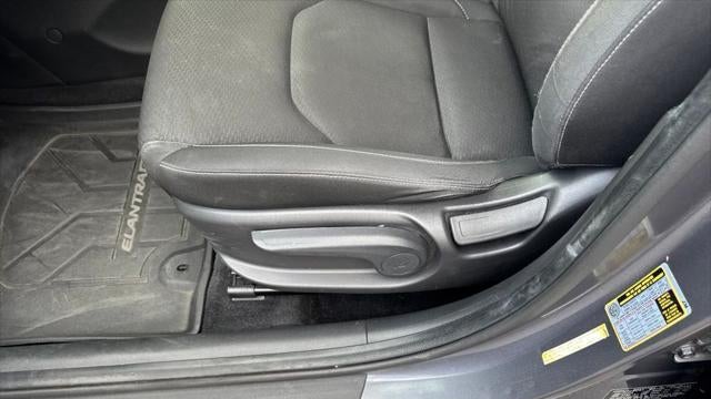 2019 Hyundai ELANTRA GT Base