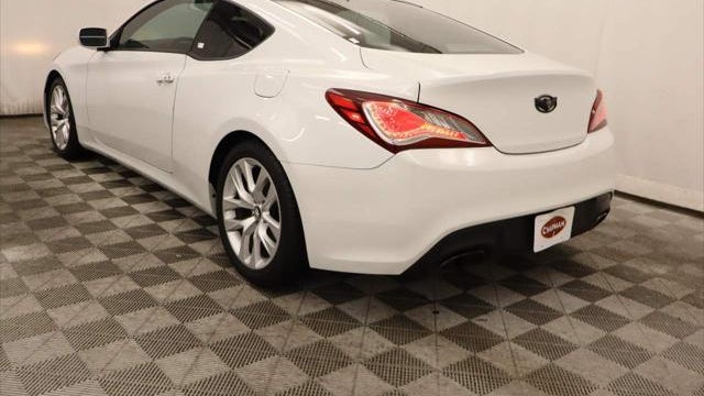 2013 Hyundai Genesis Coupe 2.0T Premium