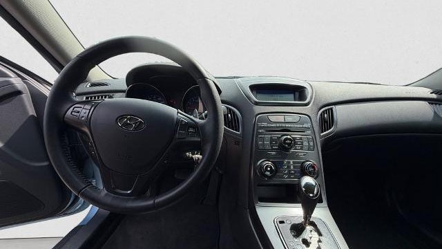 2012 Hyundai Genesis Coupe 2.0T