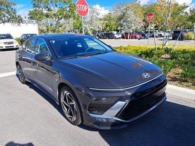 2025 Hyundai Sonata SEL Convenience 4DR Sedan