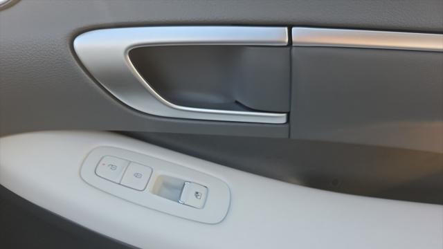 2025 Hyundai SONATA SEL Convenience