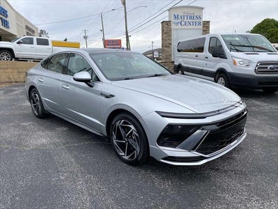 2025 Hyundai Sonata SEL Convenience 4DR Sedan