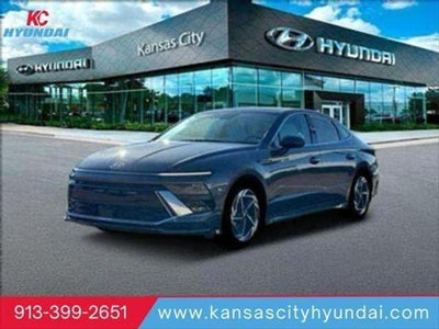 2025 Hyundai Sonata SEL Convenience 4DR Sedan