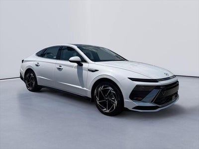 2025 Hyundai Sonata SEL Convenience 4DR Sedan