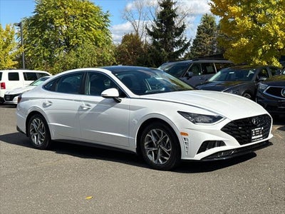 2023 Hyundai Sonata SEL 4DR Sedan
