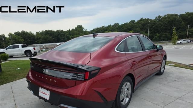2025 Hyundai SONATA SE