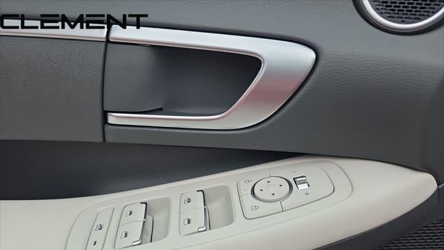 2025 Hyundai SONATA SE