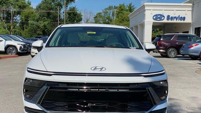 2025 Hyundai SONATA SE