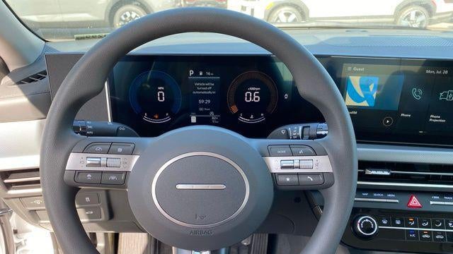2025 Hyundai SONATA SE