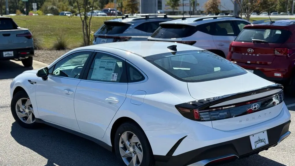 2026 Hyundai SONATA SE