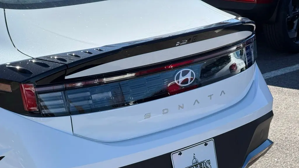 2026 Hyundai SONATA SE