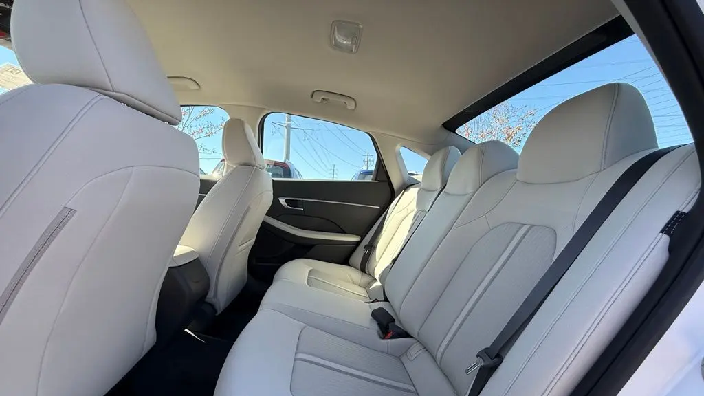 2026 Hyundai SONATA SE