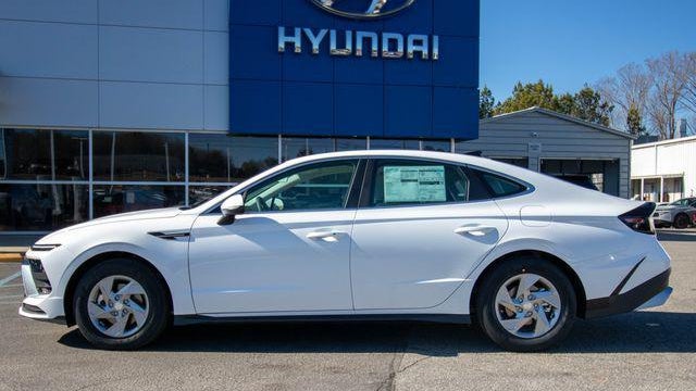 2026 Hyundai SONATA SE