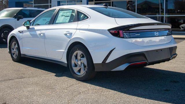 2026 Hyundai SONATA SE