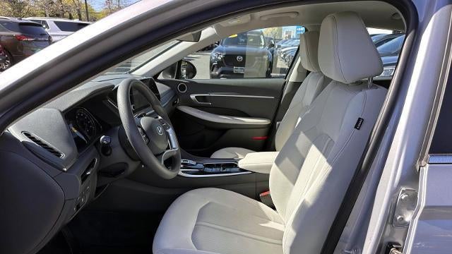 2023 Hyundai SONATA SE
