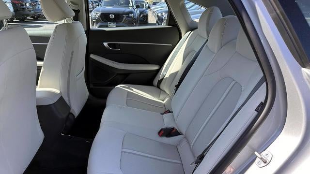 2023 Hyundai SONATA SE