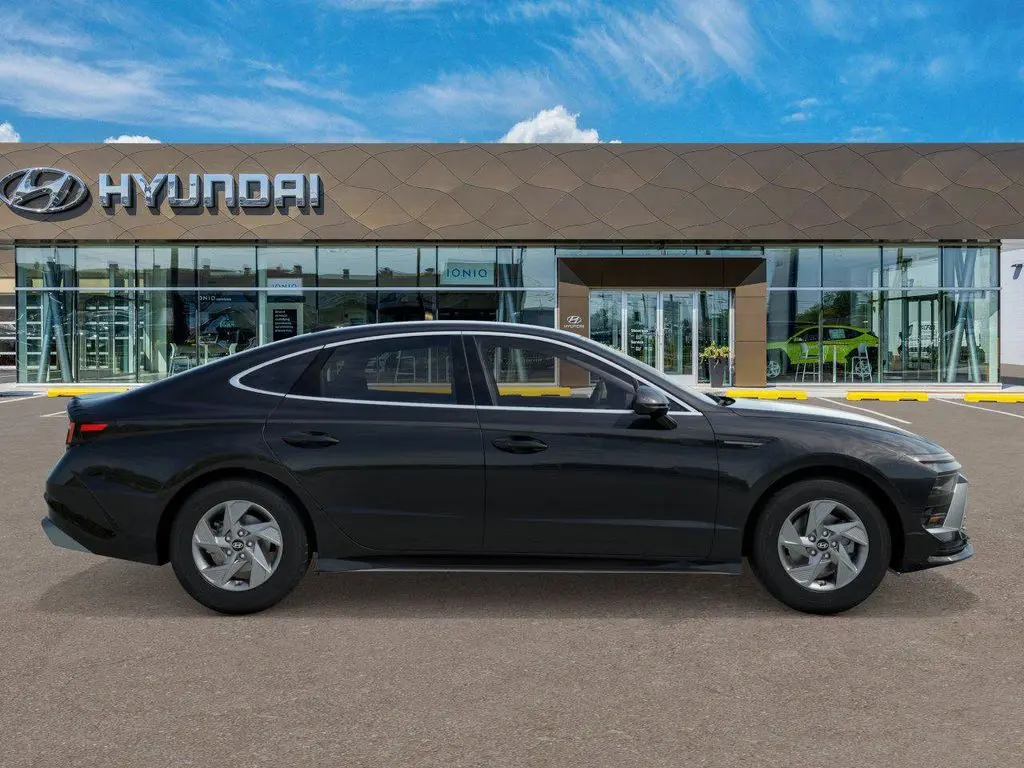 2026 Hyundai Sonata - $28,319