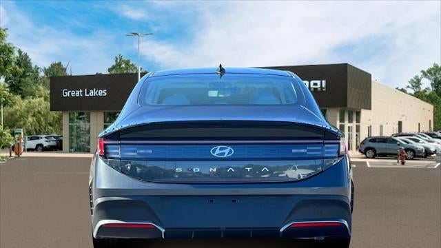 2025 Hyundai SONATA SE